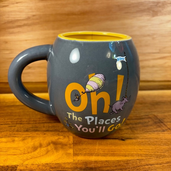 Dr SEUSS Mug OH THE PLACES YOU'LL GO! Gray & Yellow Ceramic Coffee Cup NEW - Picture 1 of 6